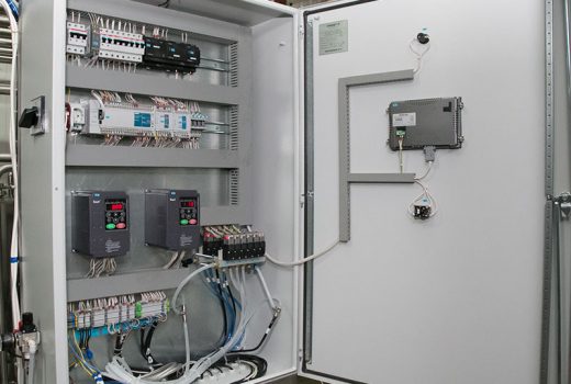 Пульт управления модульной пастеризационно-охладительной установкой для кваса